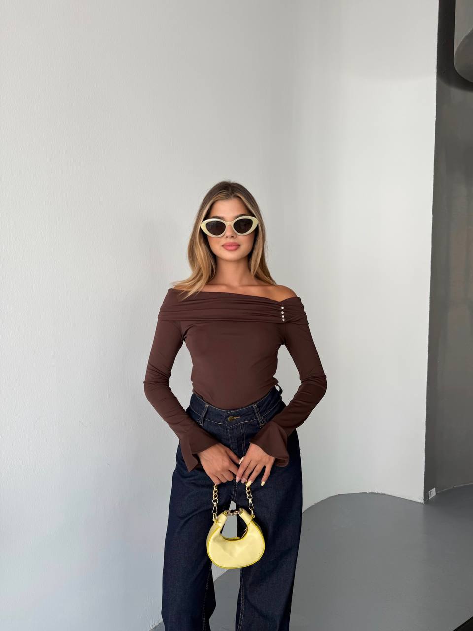 Madonna Yaka Taş Detaylı Bluz