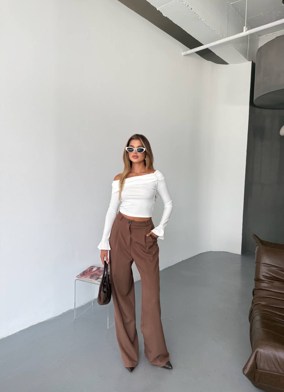 Madonna Yaka Taş Detaylı Bluz